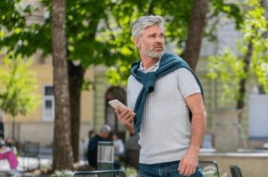 Inginer 56 ani realizat material si intelectual